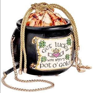 Brand New Betsy Johnson Get Lucky 🍀 Pot O Gold Purse